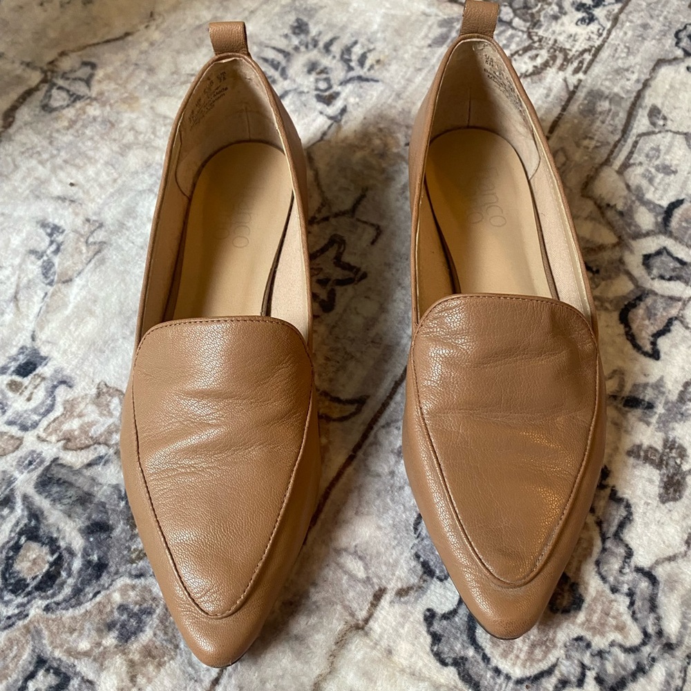 Women’s flats